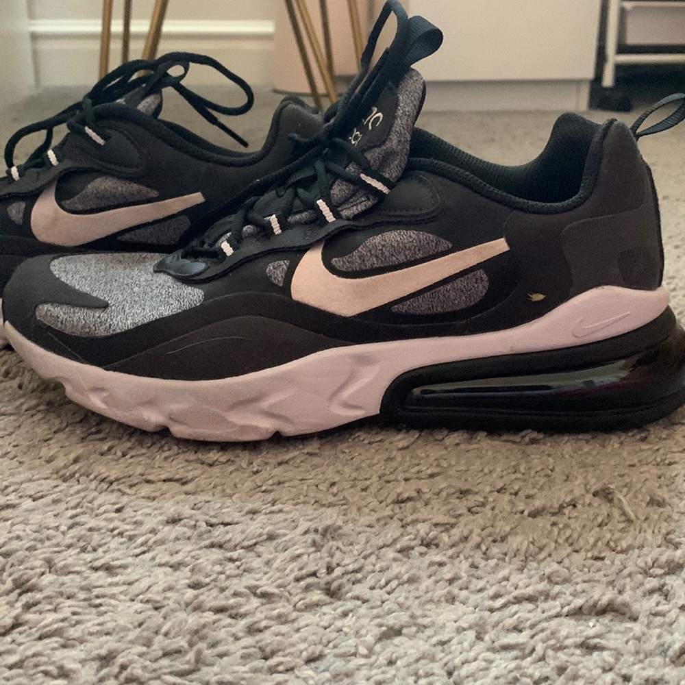 Nike air max react sneakers GUC
